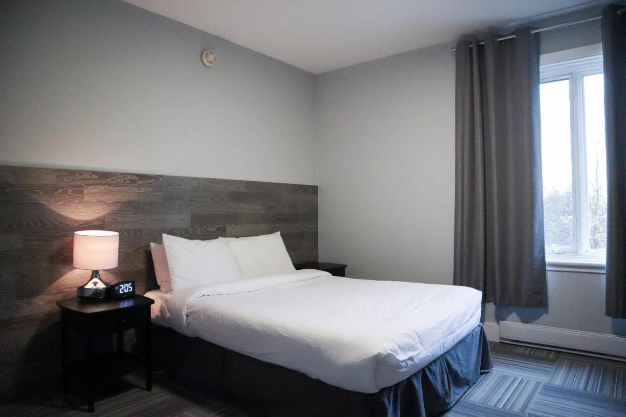 Auberge Valcartier แซ็ง-กาเบรียล-เดอ-วัลกาทิเยร์ ภายนอก รูปภาพ