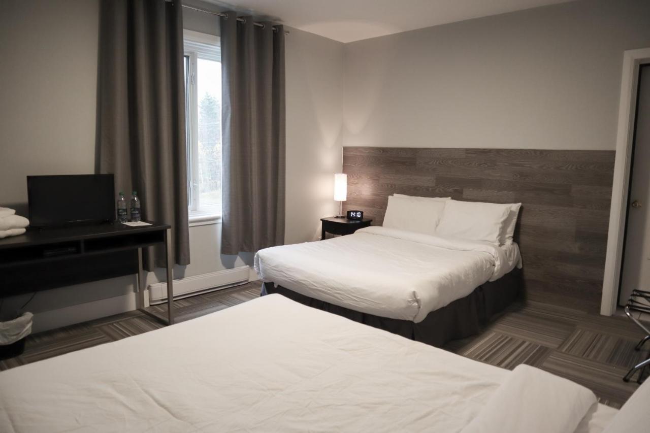 Auberge Valcartier แซ็ง-กาเบรียล-เดอ-วัลกาทิเยร์ ภายนอก รูปภาพ