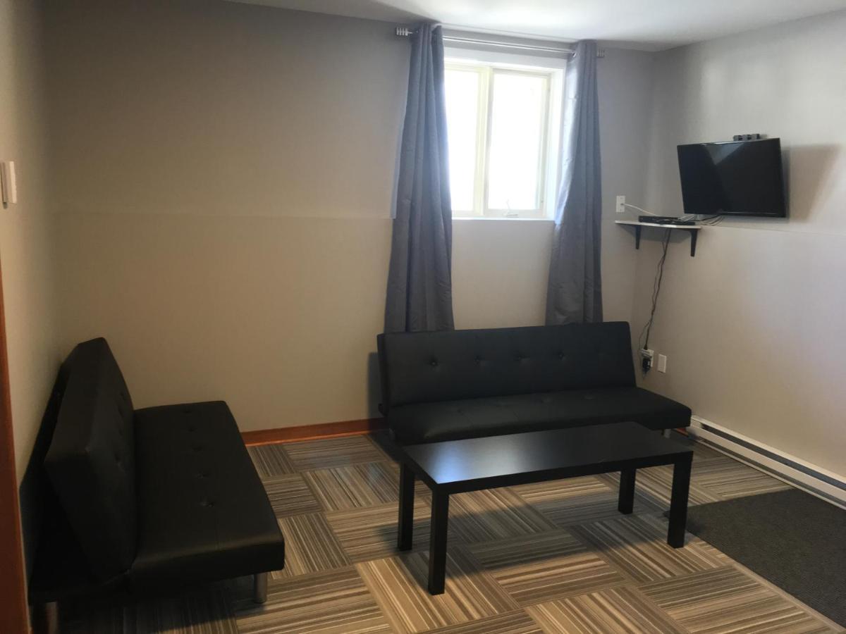 Auberge Valcartier แซ็ง-กาเบรียล-เดอ-วัลกาทิเยร์ ภายนอก รูปภาพ